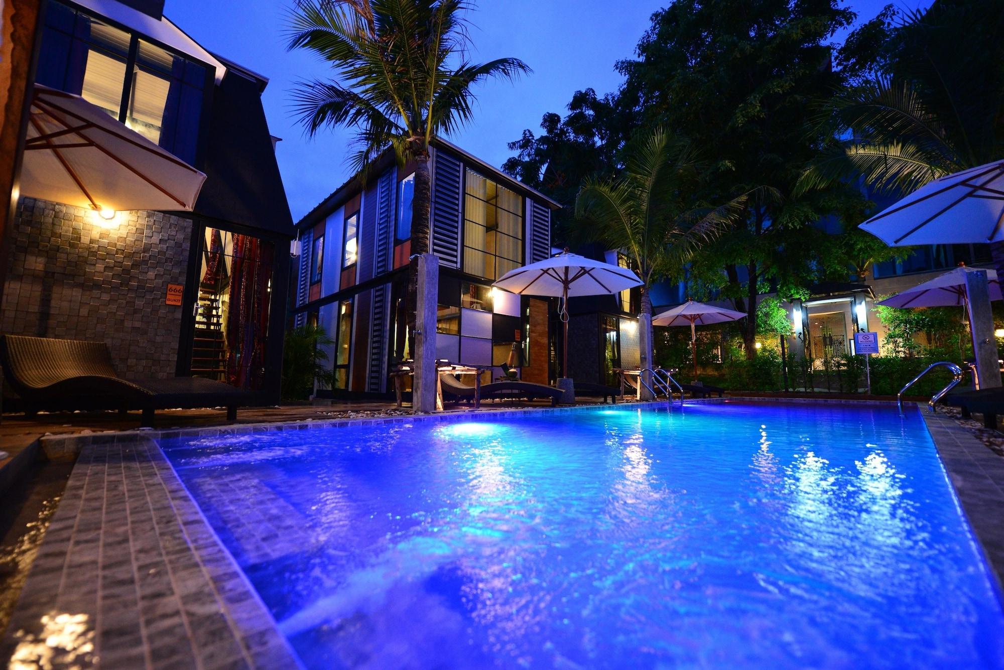 Bukit Pool Villas - SHA Extra Plus Patong Exterior foto