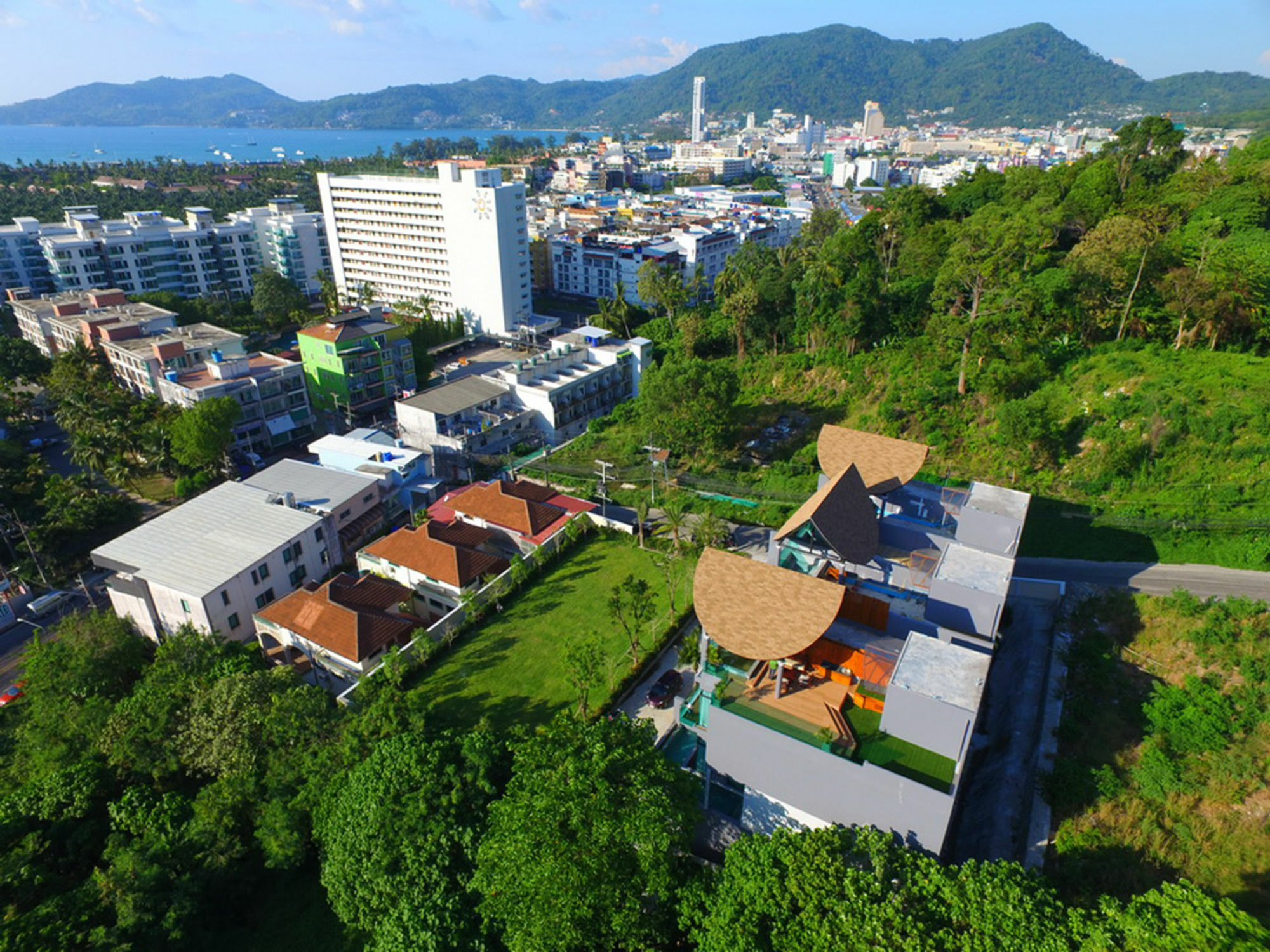 Bukit Pool Villas - SHA Extra Plus Patong Exterior foto